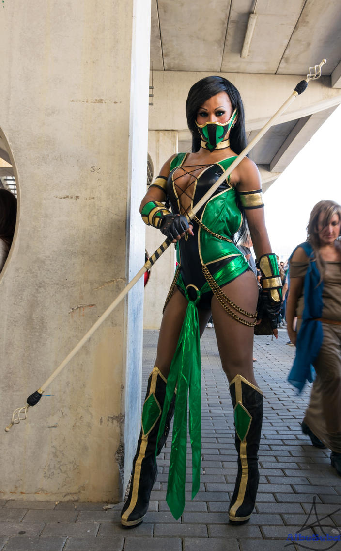 Jade mortal kombat cosplay