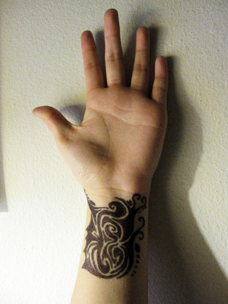 Wraparound Tattoo Wrist by kristollini on DeviantArt