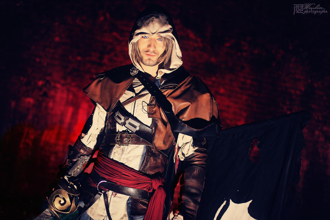 Cosplay Passion - Edward Kenway by Leon Chiro Art by 