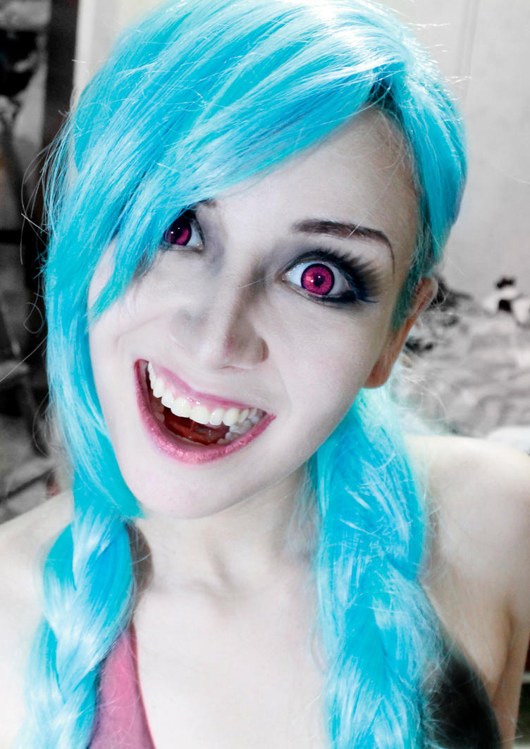 JINX Loose Cannon League of Legends - Cosplay test by ...