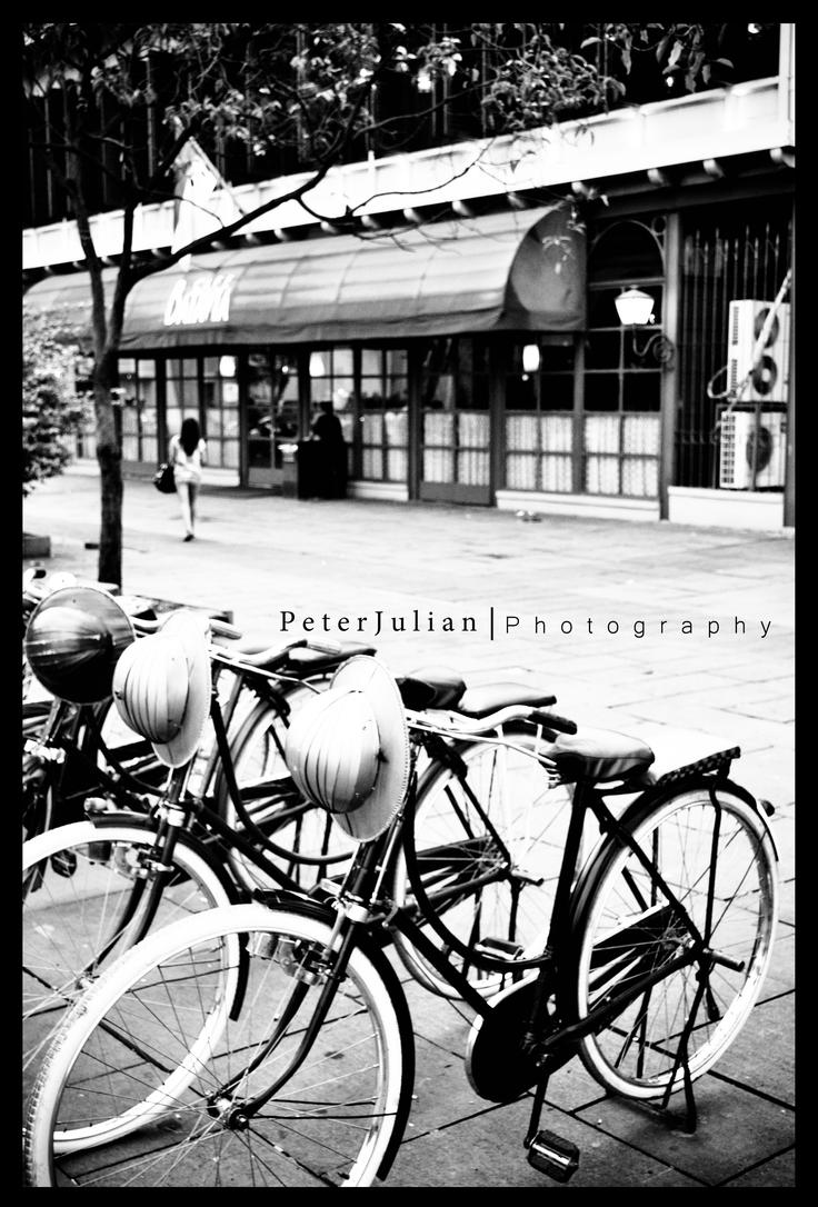  sepeda  hitam  putih  by kisspetre on DeviantArt