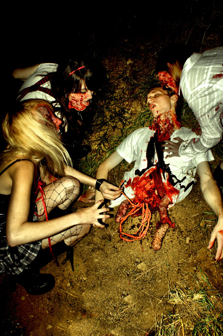 Zombie Eating Girl