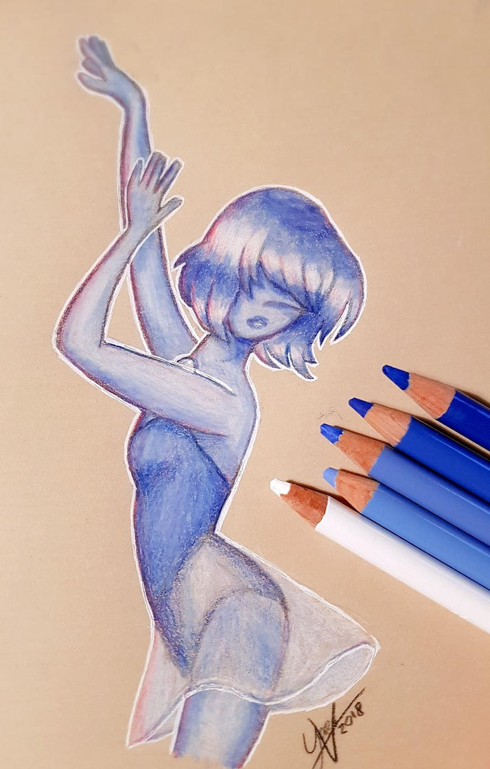 Trying out my new pencil set I got for my birthday School's been incredibly busy so I didn't have much time until now, if you want to see some other experimentations with these I put them on my ins...