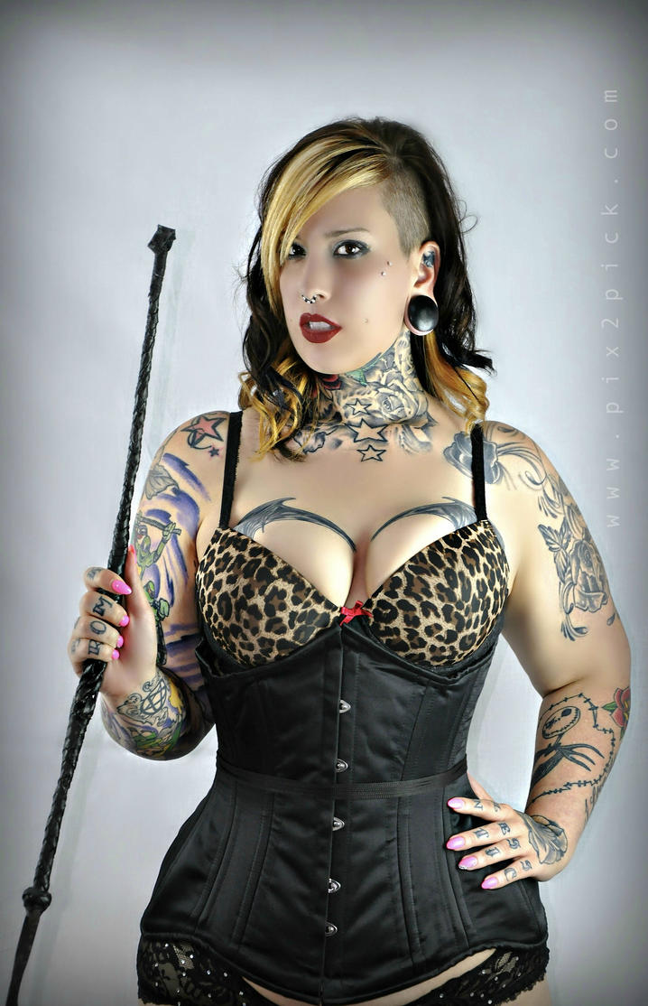 Mistress lilith sexy picture