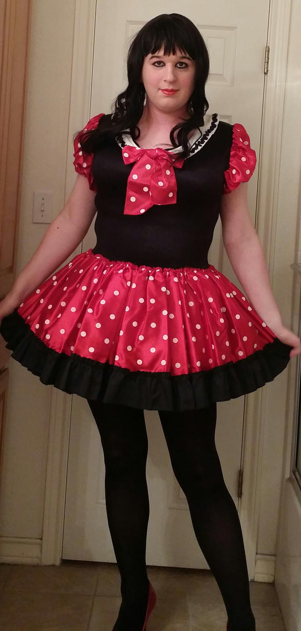 Minnie Mouse by Kimruby on DeviantArt
